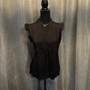 Who What Wear Black Ruffled Wrap Cap Sleeve Blouse